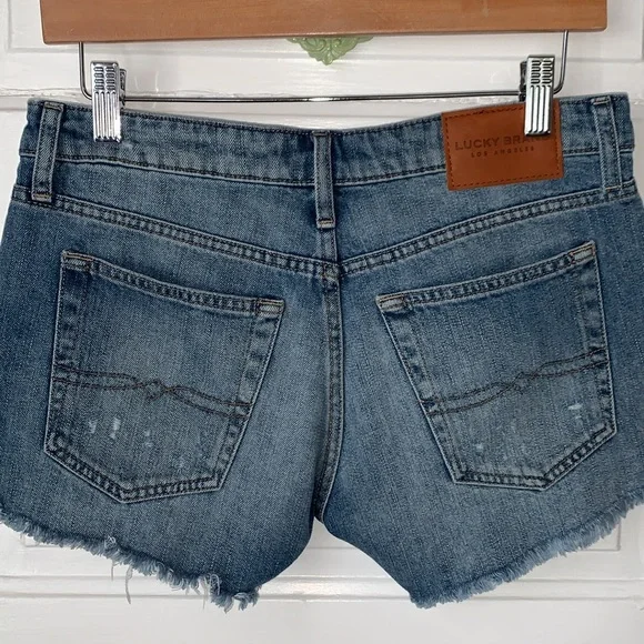 LUCKY BRAND THE CUTOFF DISTRESSED SHORTS - Picture 4 of 8